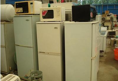 本大利微 废旧小家电与玩具销售的市场解析与策略探讨